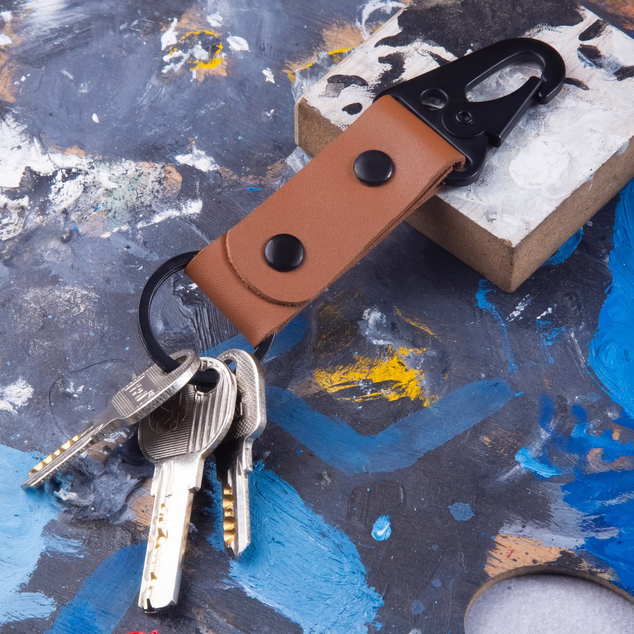 Tan Carabiner Key Chain